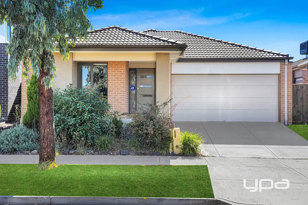 18 Meaford Street, Mickleham, VIC 3064
