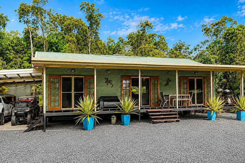 Forest Creek 2 Bedroom Daintree Rainforest Property with River Access