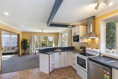 20 Saunders Place, Redwood, Christchurch, Canterbury, 4房, 1浴, House