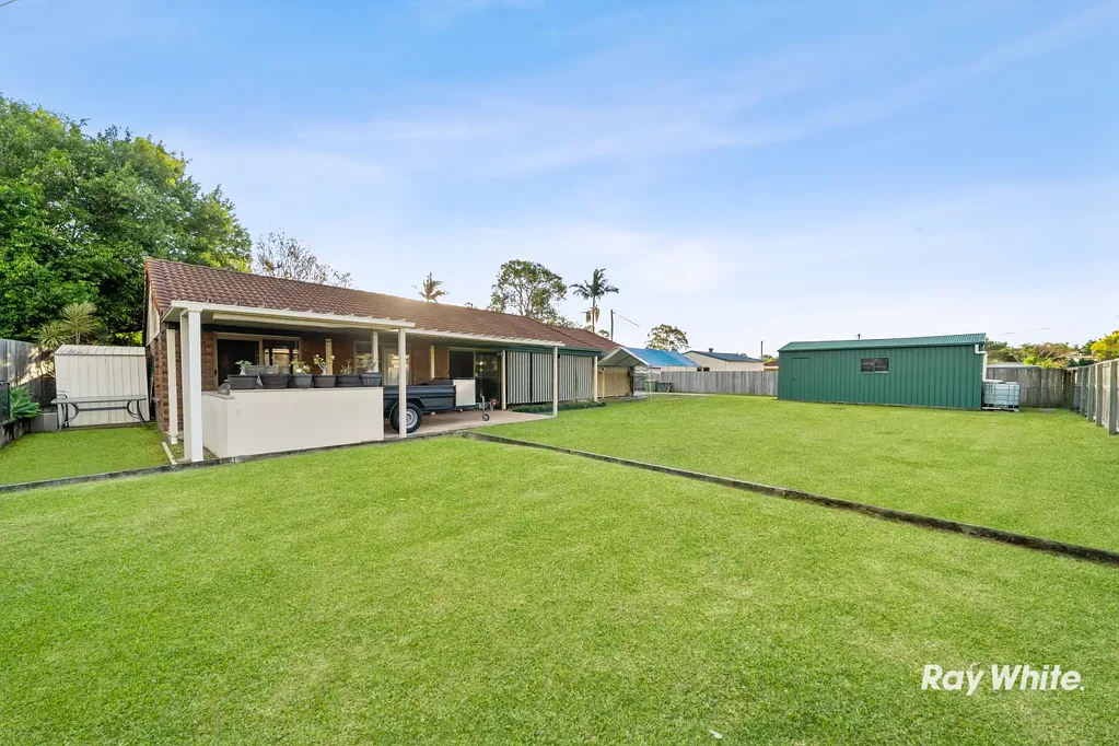 Marsden 4침실 GRANNY FLAT POTENTIAL ON HUGE 949M2 BLOCK WITH MASSIVE SHED