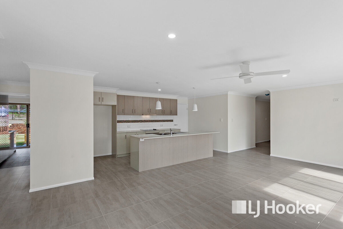 8A FOREST AV, GLENORE GROVE QLD 4342, 0房, 0浴, House