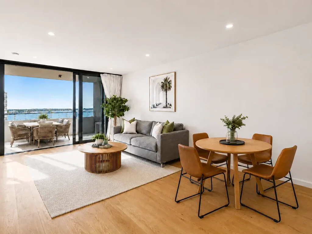 Labrador 2房  MODERN LIVING ON THE BROADWATER - THE SEACHANGE YOU NEED