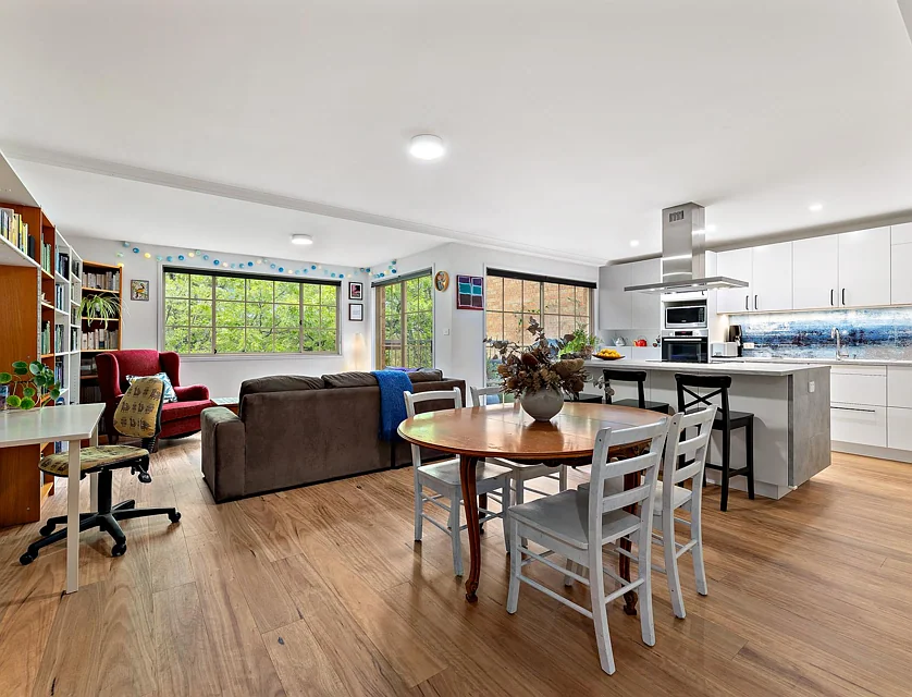 29/11 Fawkner Street, Braddon, Inner North, 2 Bedrooms, 2 Bathrooms, Apartment