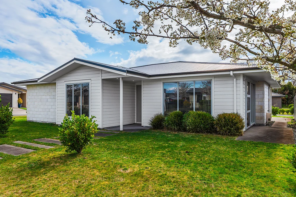 Rangatira Park 3침실 Modern comfort and easy living