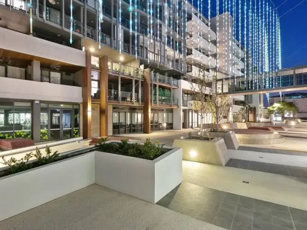 Modern Two-Bedroom Apartment in the Heart of Subiaco