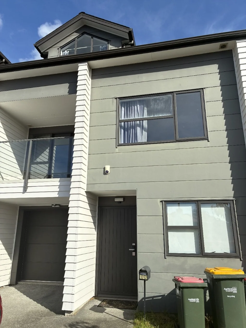 Beautiful 4 Bedroom 4 Bathroom House