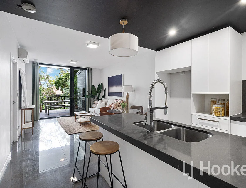 21/21 Yeronga Street, Yeronga, Brisbane - Southern Region, 2 ਕਮਰੇ, 2 ਬਾਥਰੂਮ, Apartment