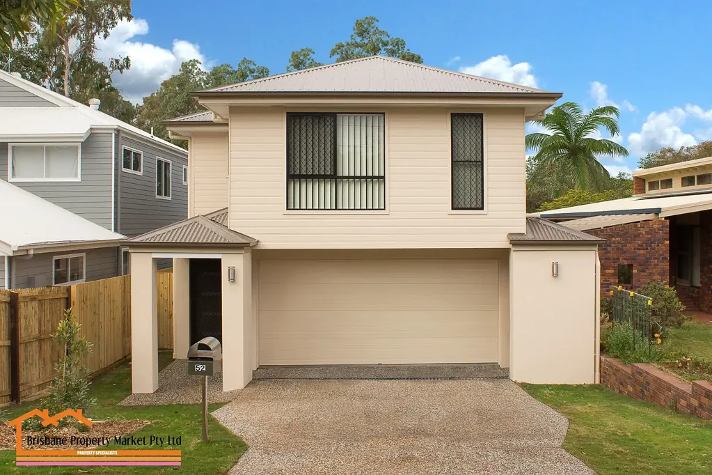 Spacious Family Home in a Fantastic Wellington Point Location