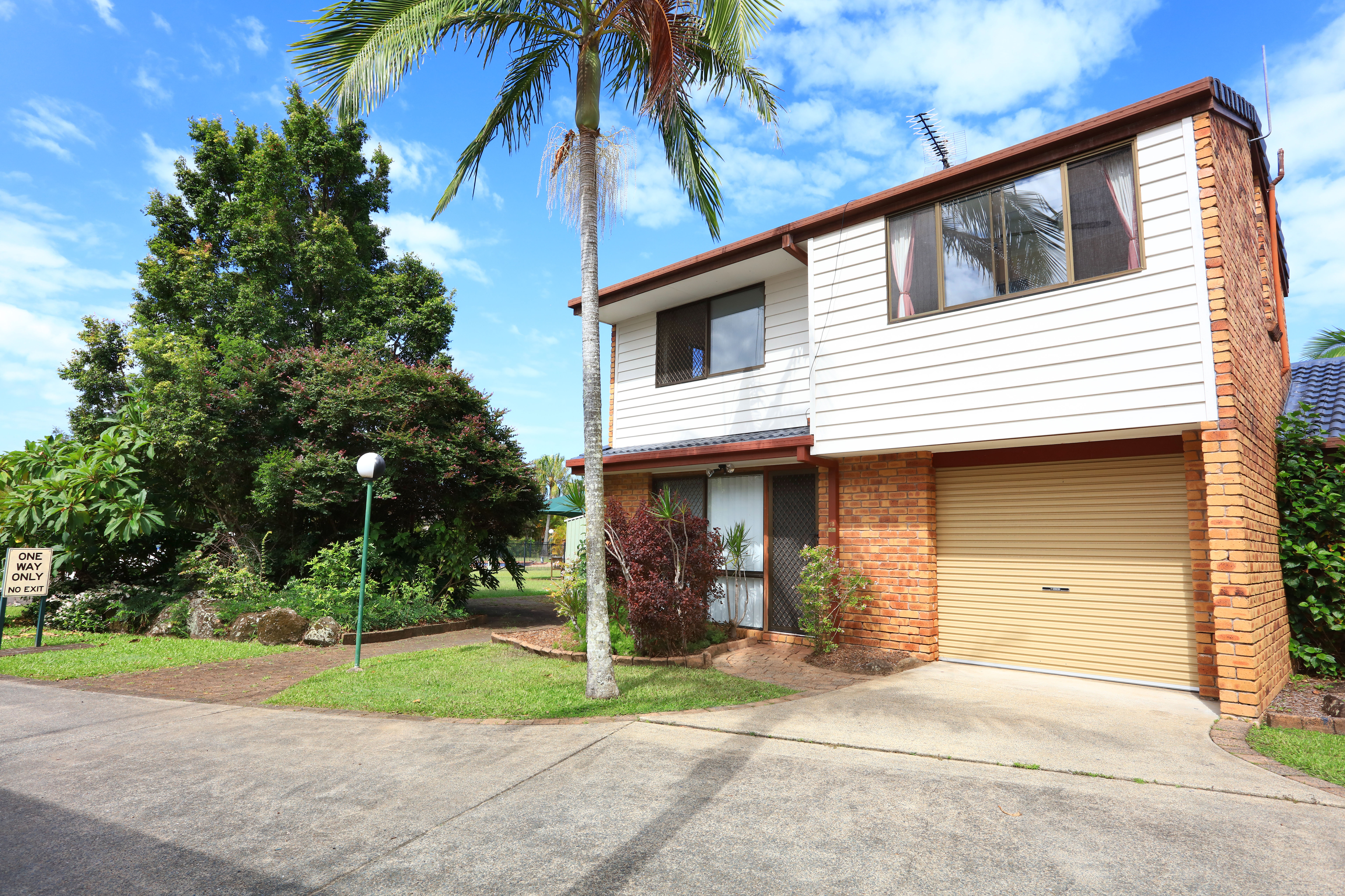 21 SAINT KEVINS AV, BENOWA QLD 4217, 0 ਕਮਰੇ, 0 ਬਾਥਰੂਮ, Townhouse