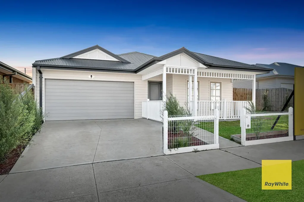 12 Tarnagulla Street, Eynesbury, VIC 3338