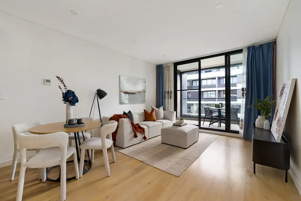 Leichhardt 2બેડરૂમ Modern two-bedder + study in lifestyle enclave