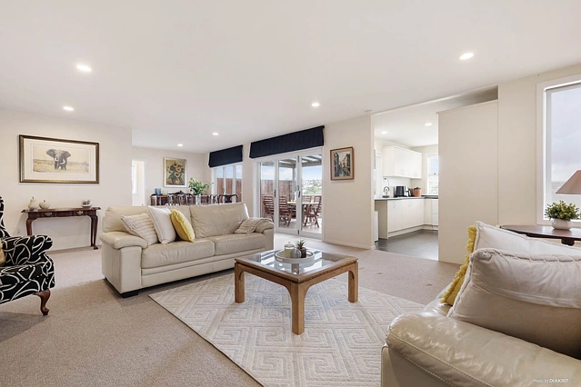 19 Newhaven Terrace, Mairangi Bay, North Shore City