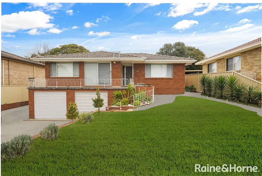 13 Richmond Crescent, Campbelltown, NSW 2560
