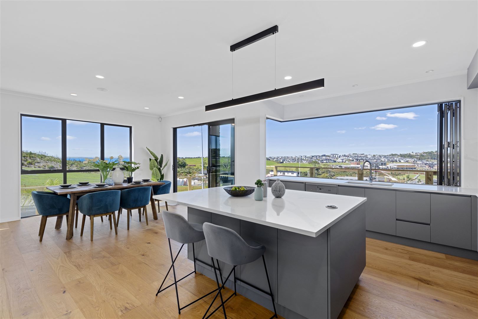 73 Headsail Drive, Long Bay, Auckland - North Shore, 5 ห้องนอน, 0 ห้องน้ำ