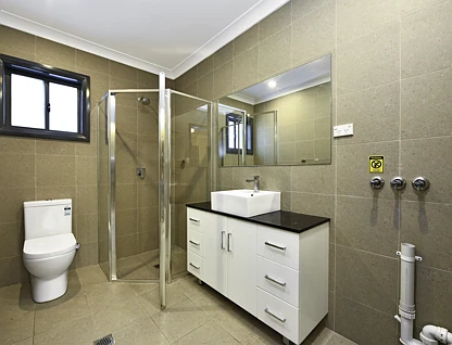 15A Barker Road, Strathfield, Inner West, 2房, 1浴, Unspecified