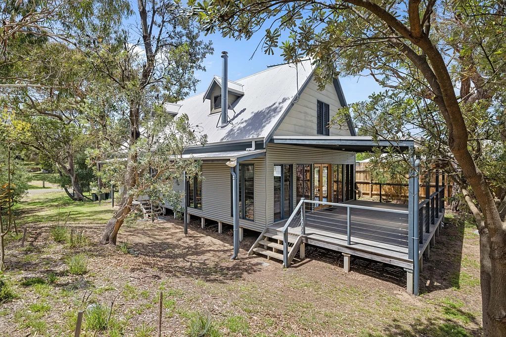 1 Crichton Crescent, Venus Bay, VIC 3956