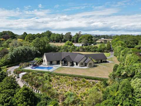 Tamahere 4房  Prestigious Family Home In A Prized Position