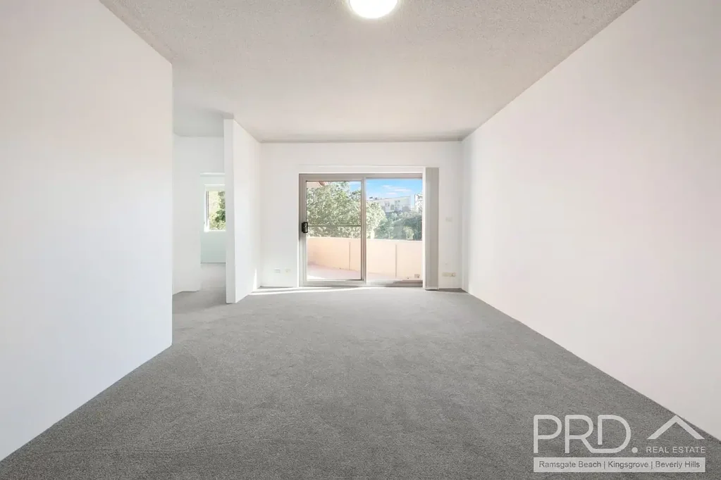 BRIGHTLY RENOVATED TWO BEDROOM UNIT