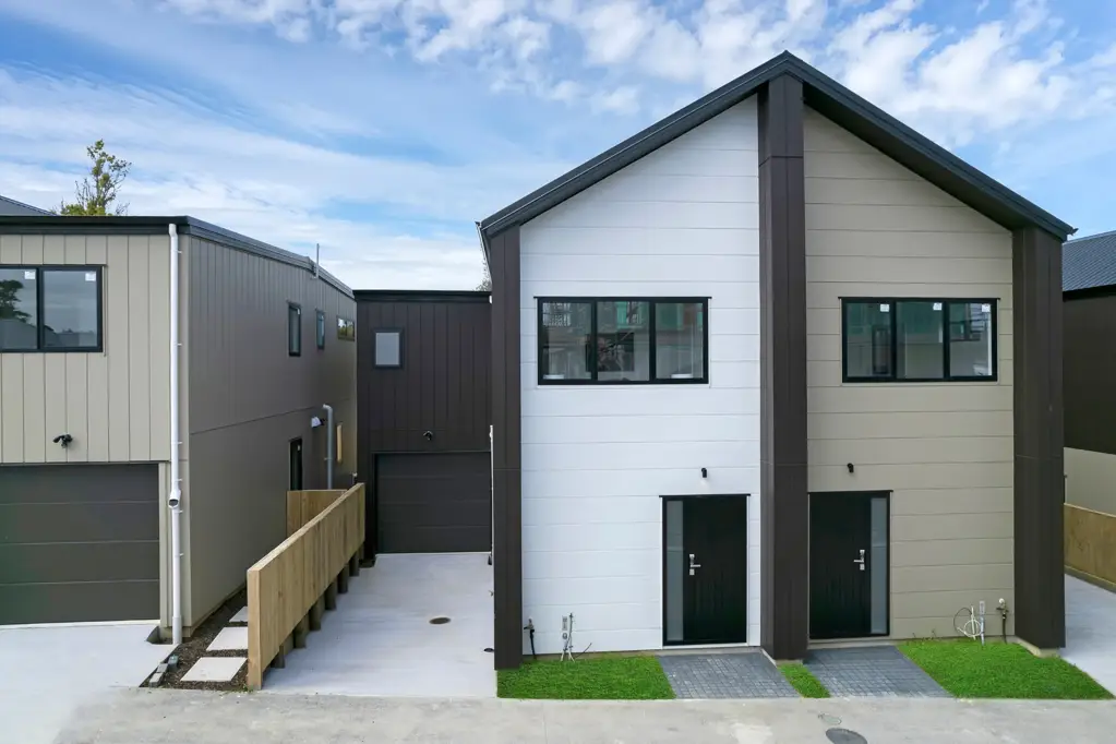 Henderson 3部屋 Brand New 3 Bedroom Homes Just Off Lincoln Road!