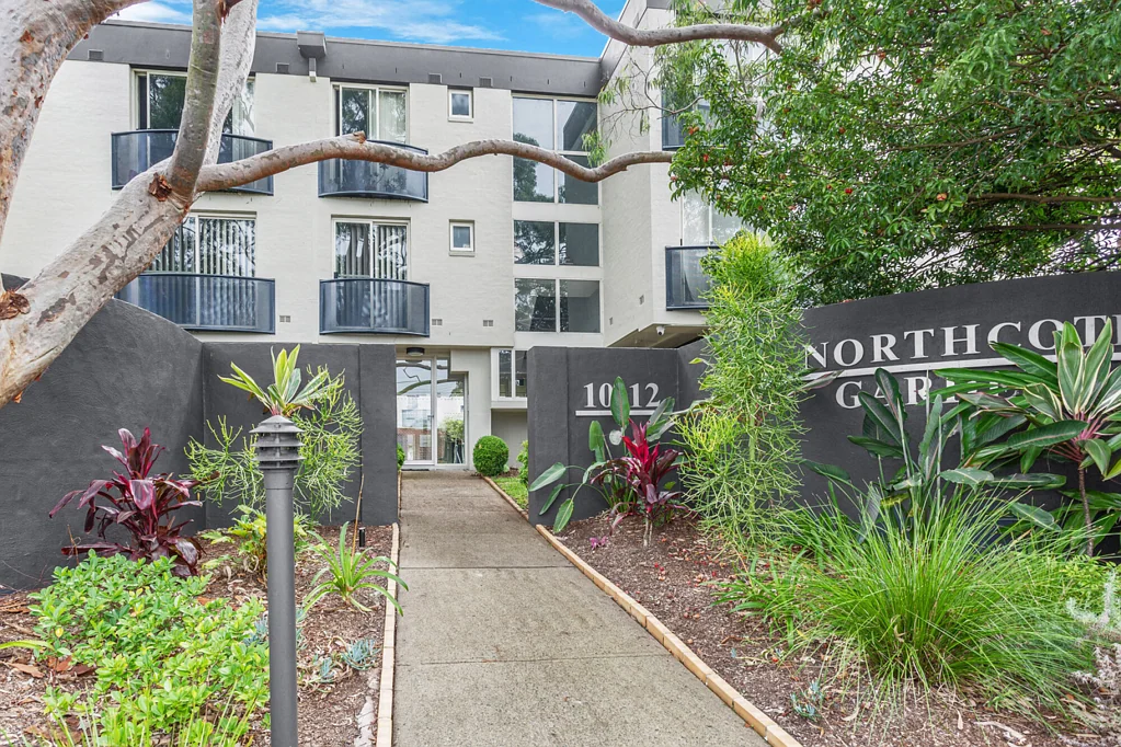 34/10-12 Northcote Road, Hornsby, NSW 2077