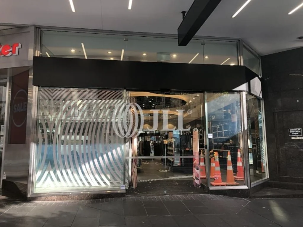 Auckland Central  Short Term Retail Lease on Queen Street