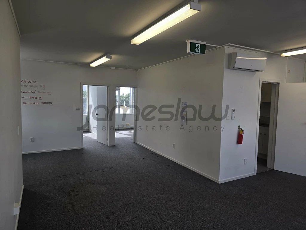 Takapuna 86m2 Takapuna First Floor Office With Parking