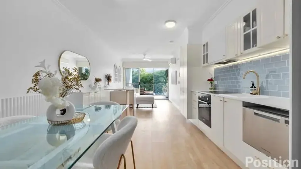 Serene Riverside Living, A Dream Apartment, Overlooking the Majestic Brisbane River.
