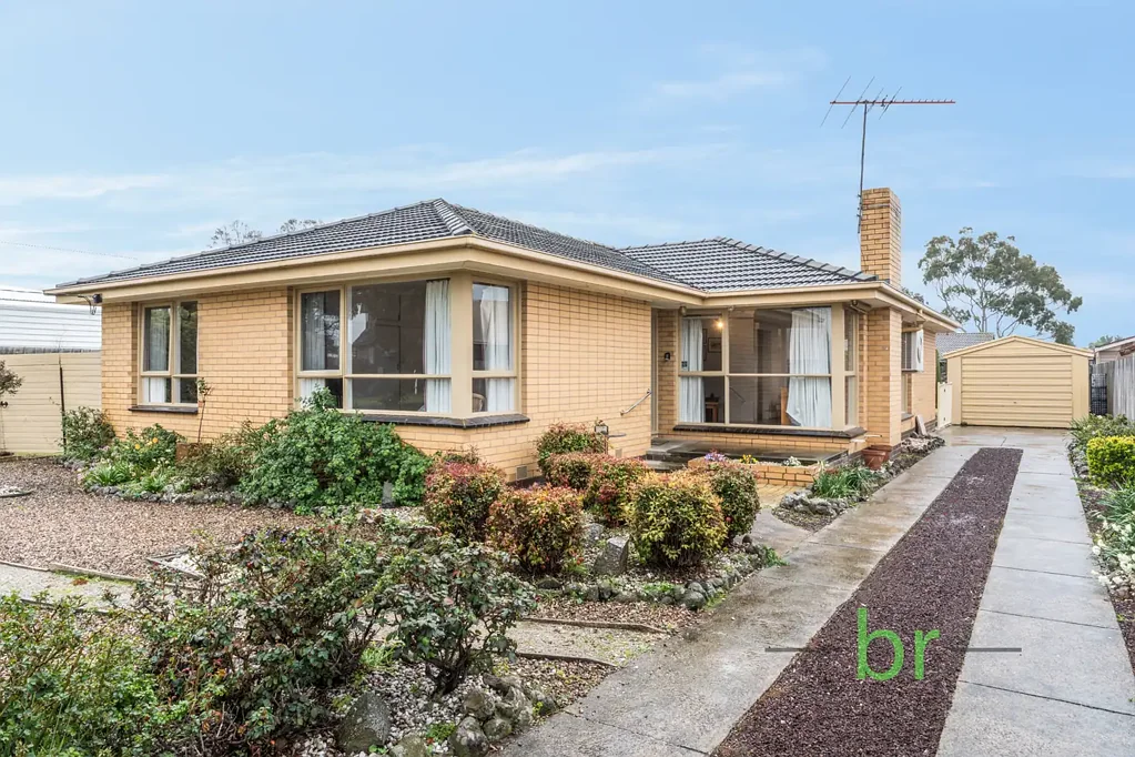 4 Bedroom Home in Top Location