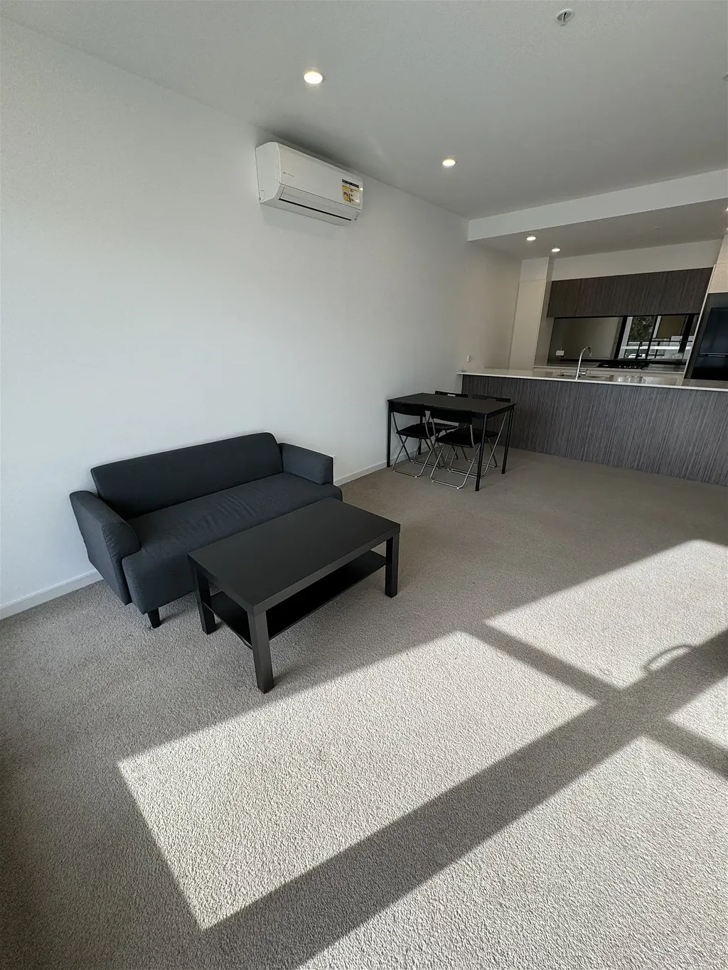 Fully Furnished 2 Bedrooms 1 Bathroom apartment