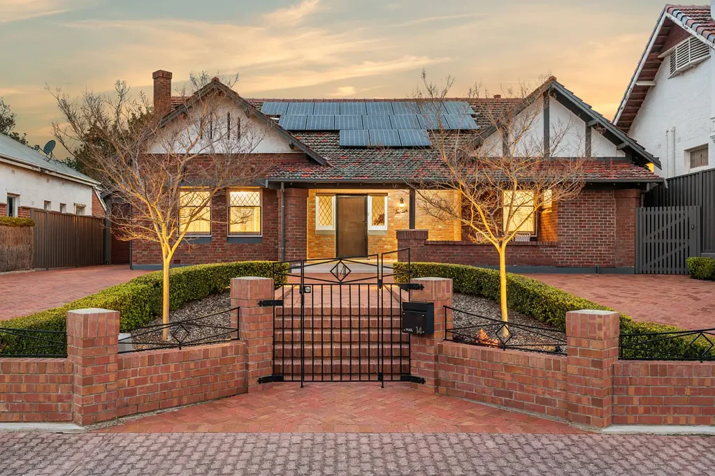Glenelg 5 Bedroom Where Timeless Character and Contemporary Luxury Create a Glenelg Masterpiece