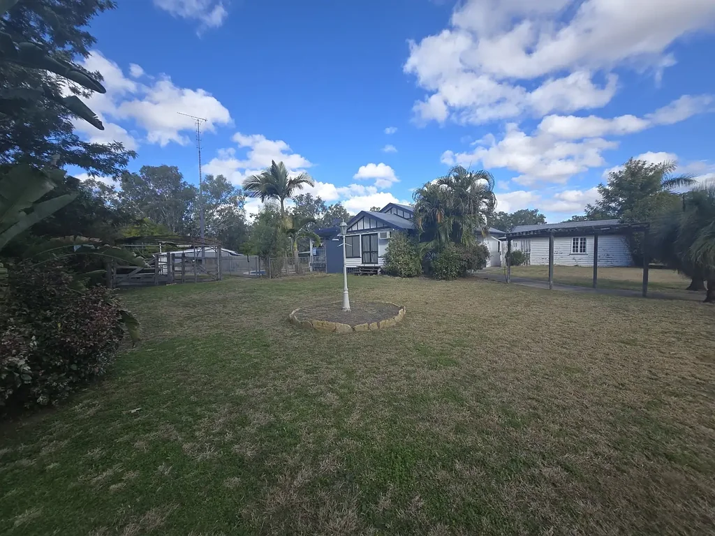 12-14 The Boulevarde, Theodore, QLD 4719