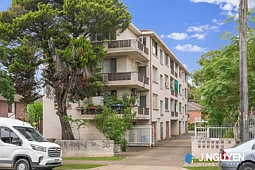 3/30 Hill Street, Cabramatta