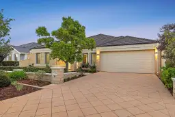 19 Caraway Gate, Stirling