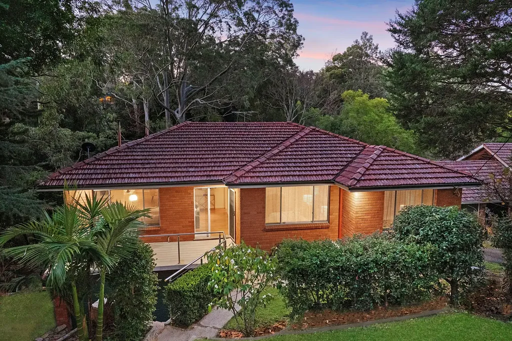 Beecroft 6房 高度灵活的现代生活 Highly versatile modern living