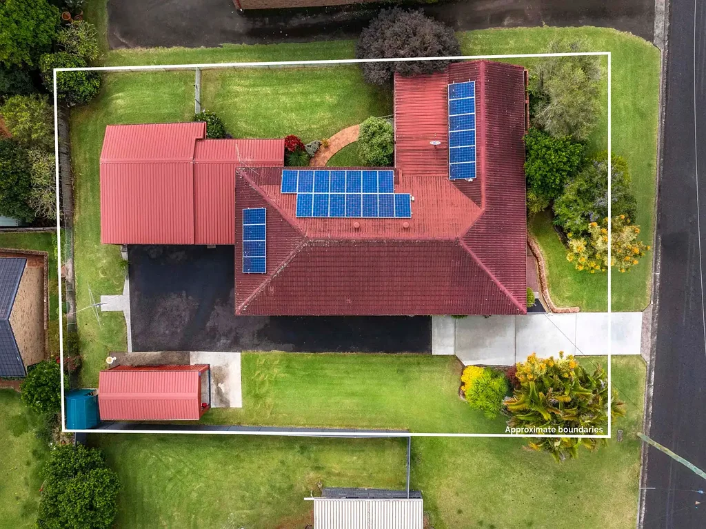 Goonellabah 4غرفة نوم Spacious Family Living with Exceptional Parking and Workshop