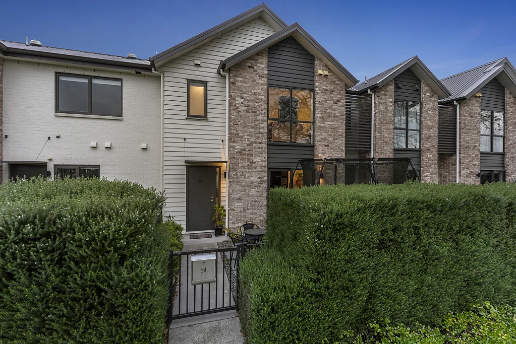 Conifer Grove 3房  Family Living with Tranquil Park at Your Doorstep
