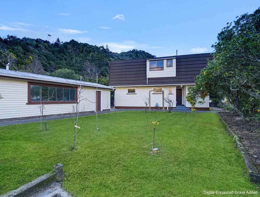 Nelson City 4 Bedroom The Maitai's Best Kept Secret!