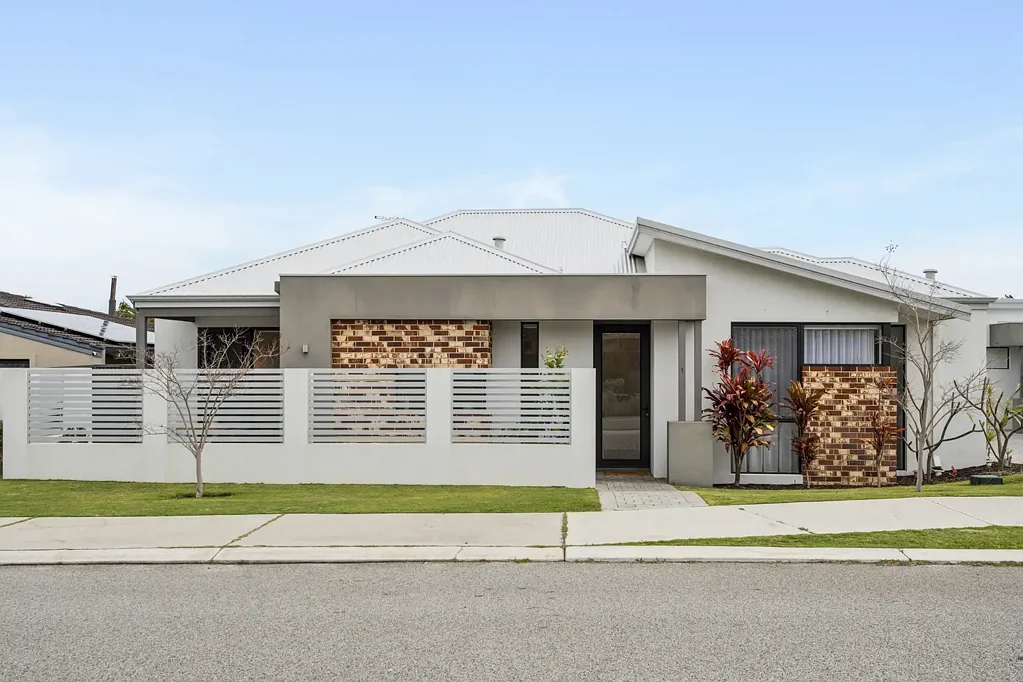 Kallaroo 3房  No Strata Fees - Just Lock Up & Leave
