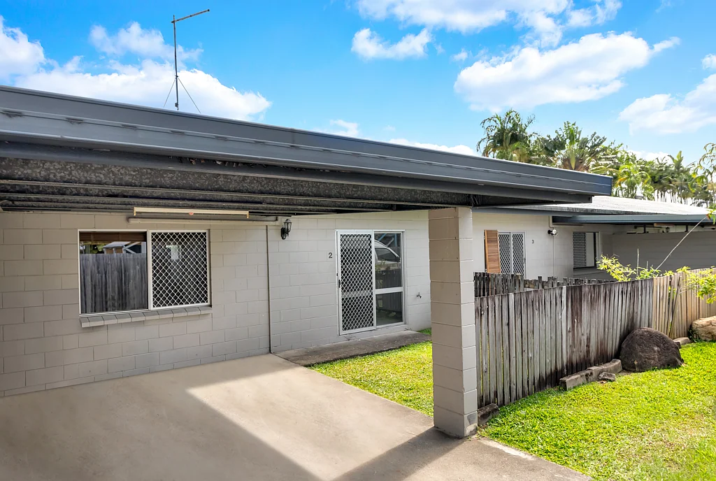 2/10 Mulligan Street, Manoora, QLD 4870