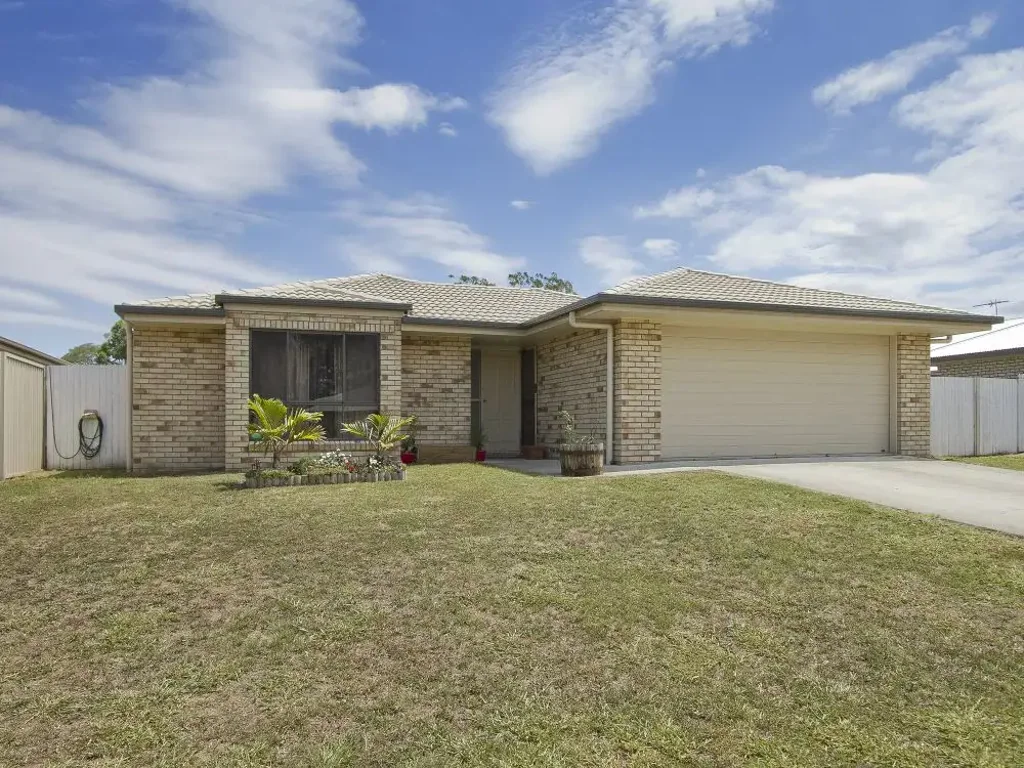 Family Home for Rent in Perfect Position!