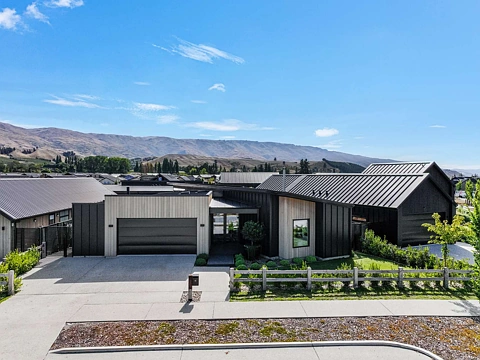 Cromwell 4房  Luxe Living in Wooing Tree Estate