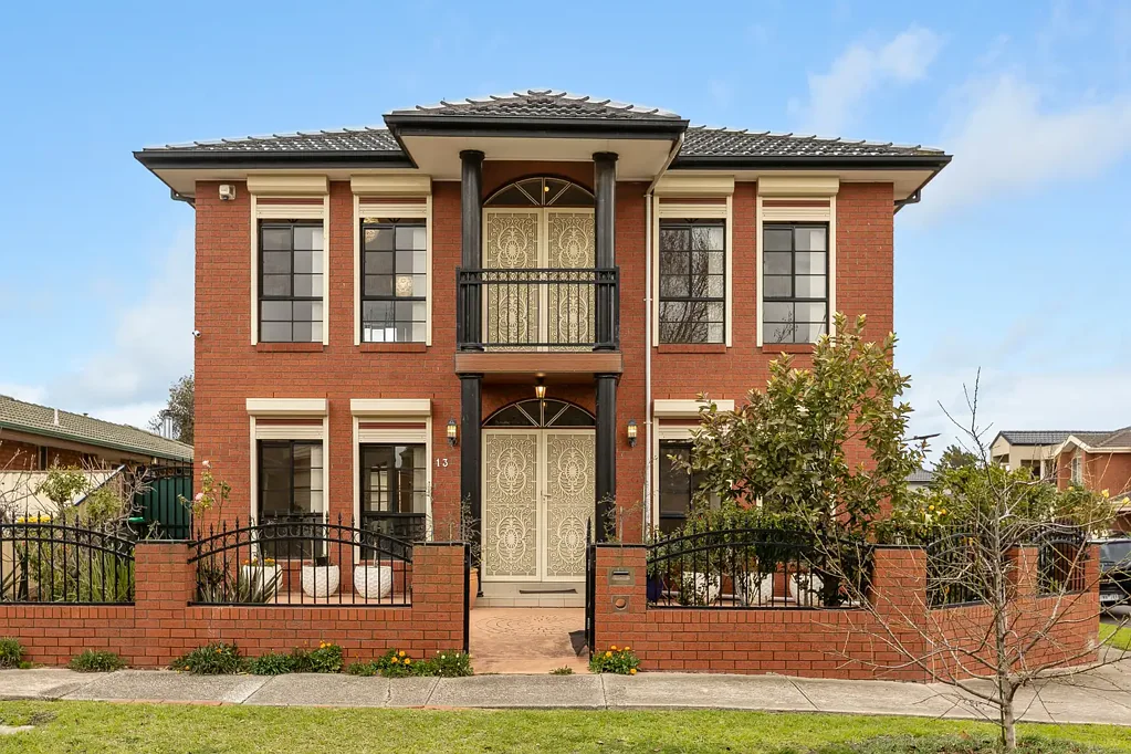 13 St Andrews Drive, Sunshine North, VIC 3020