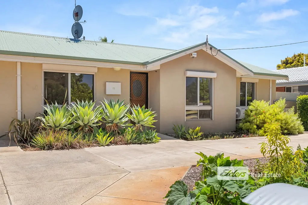 72 Winton Street, Carey Park, WA 6230