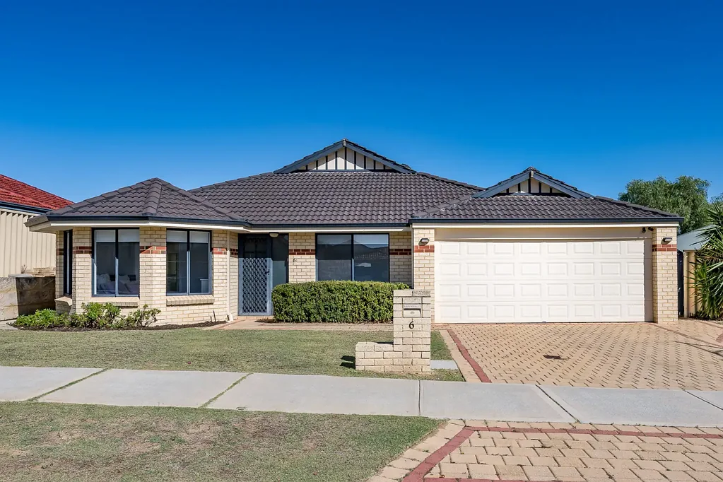 Spacious Family Home in a Prime Location