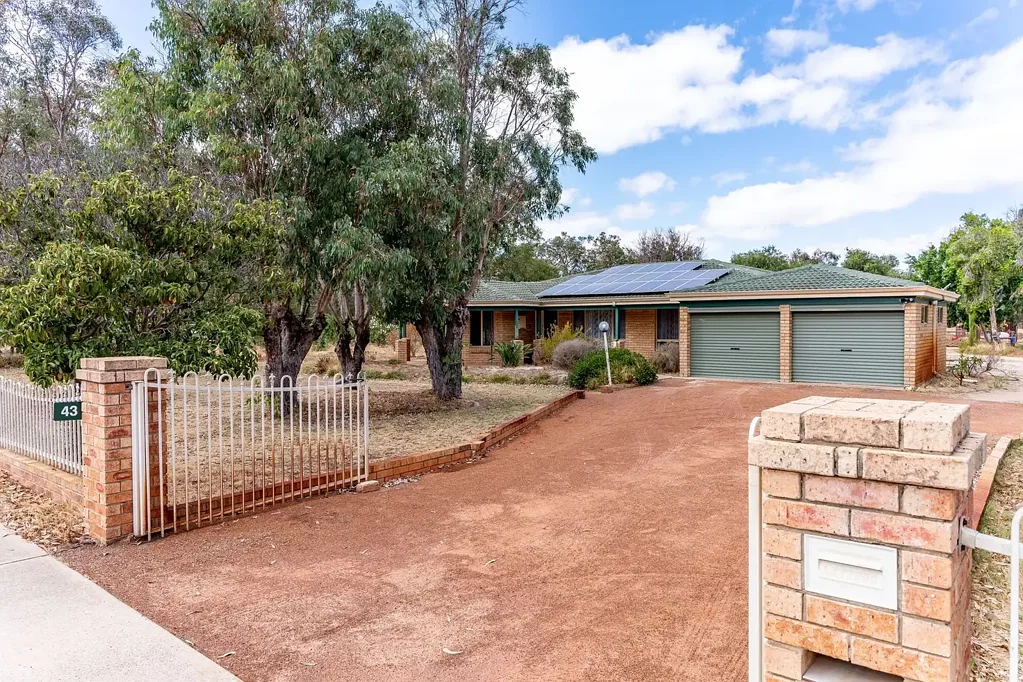 43 Tonkin Drive, North Yunderup, WA 6208