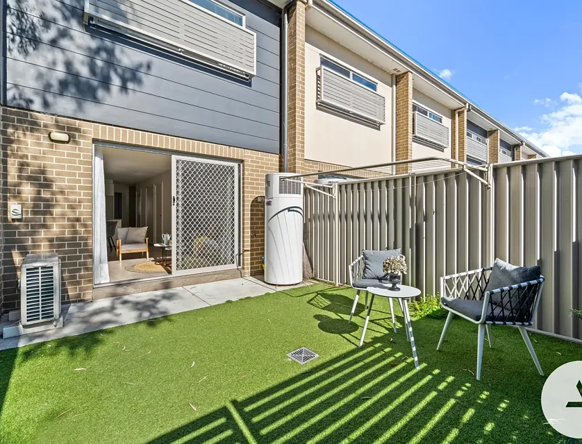 74/167 Mortimer Lewis Drive, Greenway, Tuggeranong District, 3部屋, 2バスルーム, Townhouse