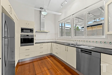 41 Riddings Street, Coorparoo, QLD 4151, 4 slaapkamers, 2 badkamers, House