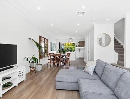 11/41-49 Darley Street East, Mona Vale, NSW 2103, 3 Kuwarto, 3 Banyo, Townhouse