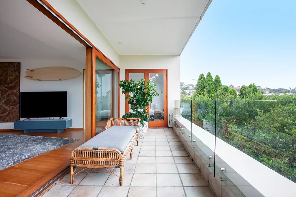PENTHOUSE FURNISHED @BELLEVUE HILL - BONDI HOLIDAY SHORT & LONG TERM RENTAL