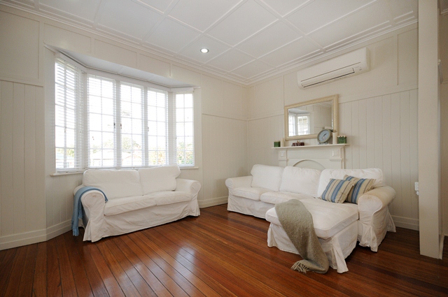 24 HENDERSON ST, NEWTOWN QLD 4350, 0 Bedrooms, 0 Bathrooms, House